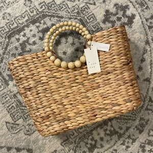 New Straw Tote